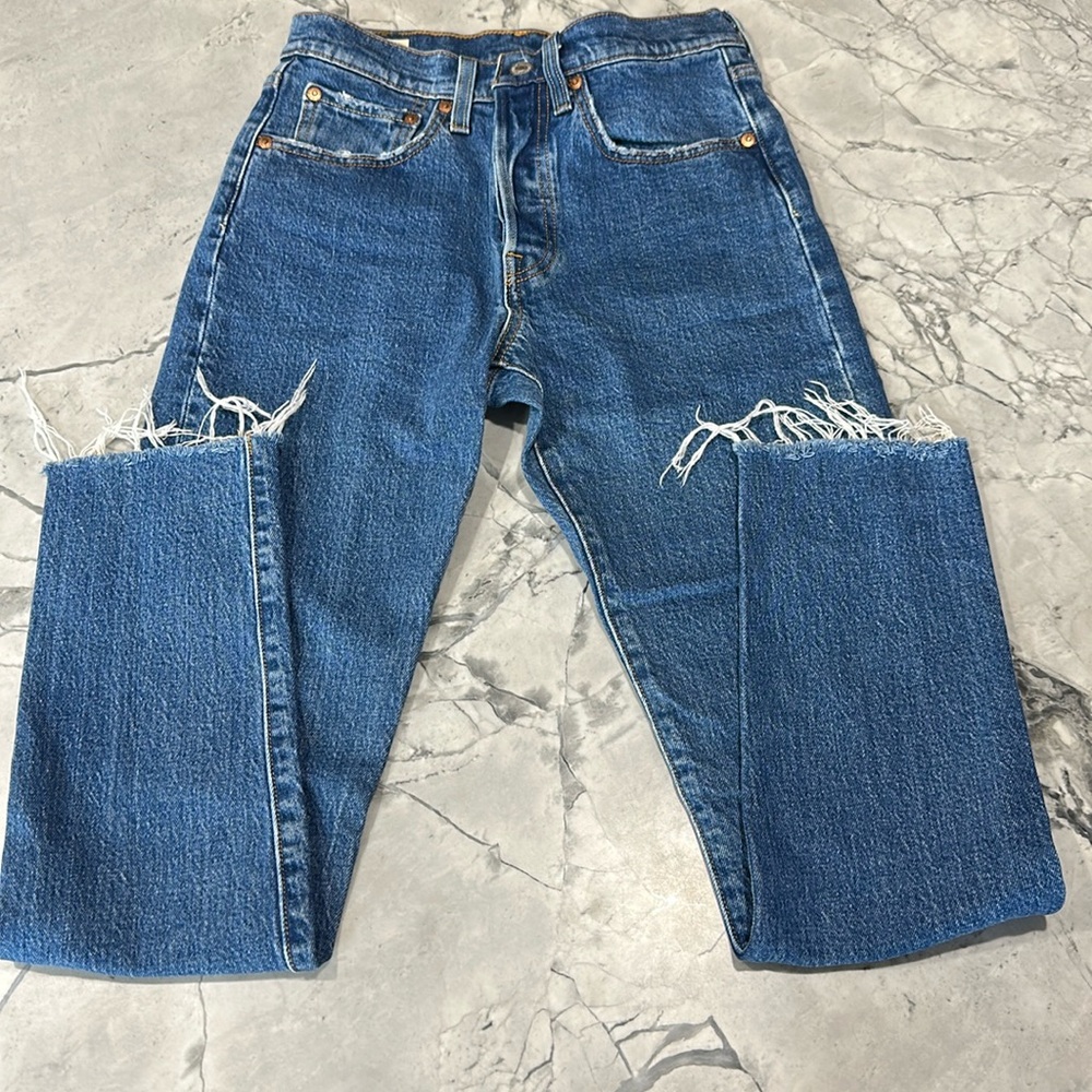 LEVI’s Women’s 501 S SKINNY JEANS